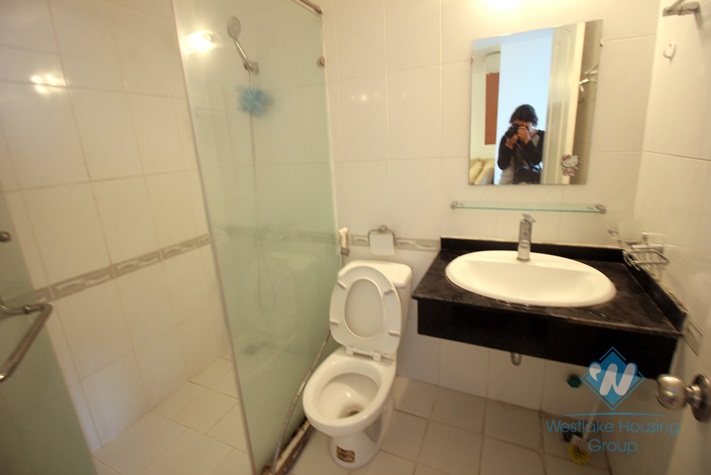 Cheap price furnished apartment with 3 bedrooms for rent in Westlake Tay Ho, Hanoi